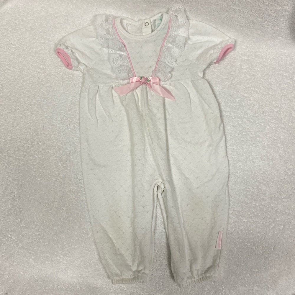 Vintage 90’s healthtex white lace trim short sleeve romper 24m